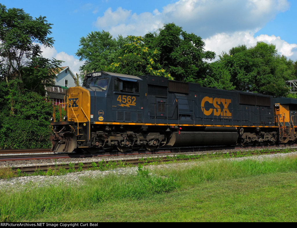 CSX 4562